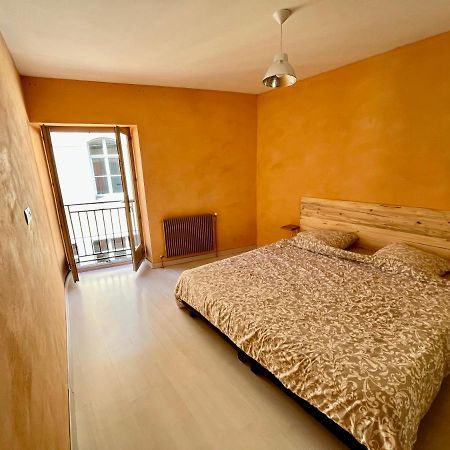 Appartement 2 Chambres - Lits King Size - Wifi - Baignoire Le Puy-en-Velay Ngoại thất bức ảnh